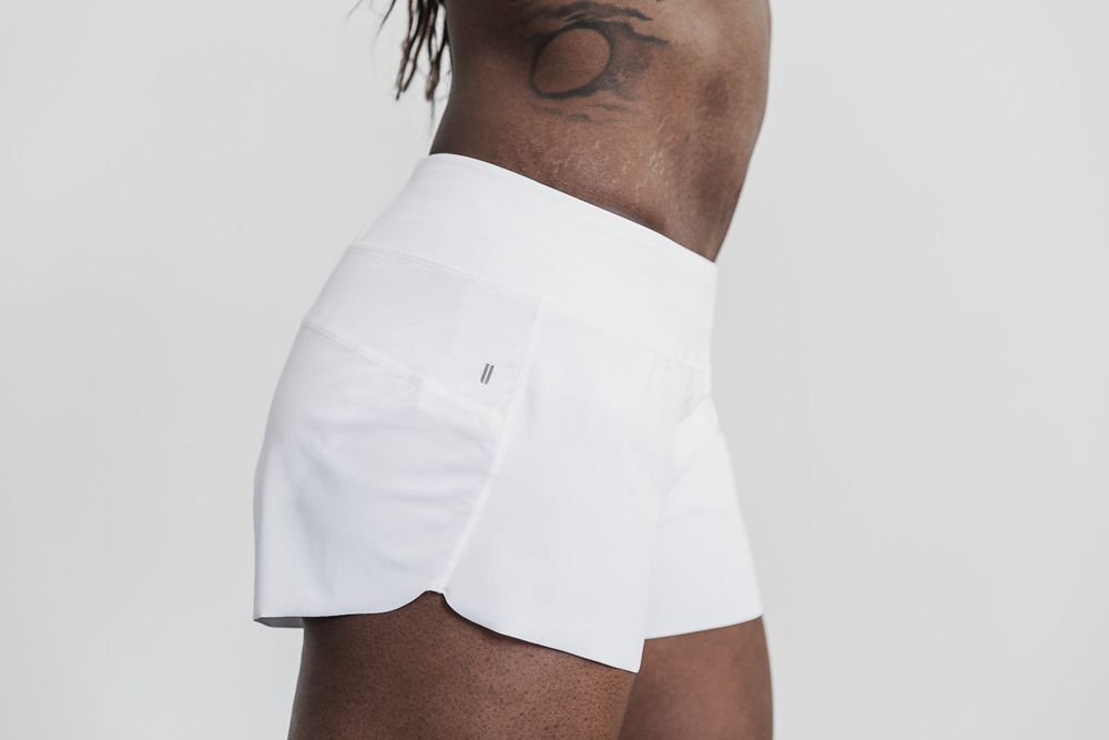 Shorts NOBULL Femme Blanche - NOBULL Pace 3",France (8157-ATRLB)